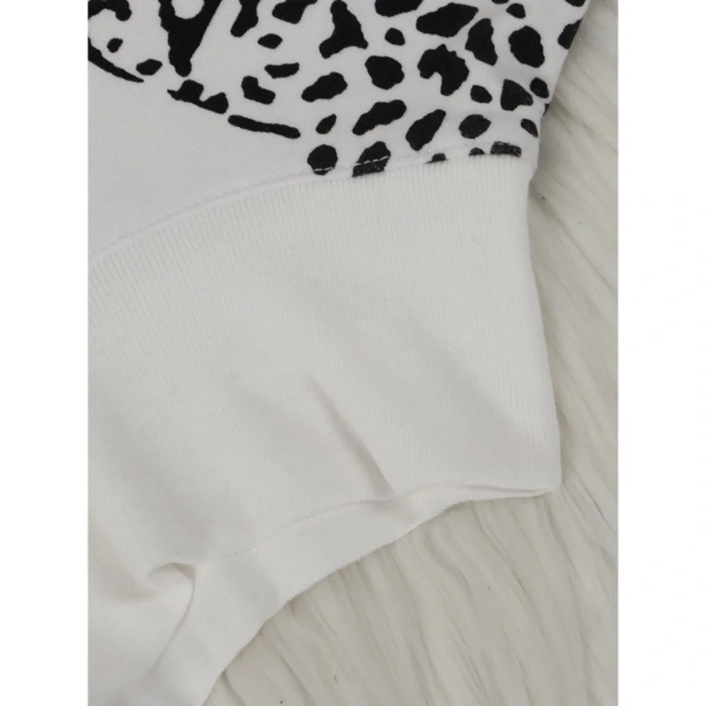 NWT Boutique Leopard Design Sweatshirt - Picture 5 of 5